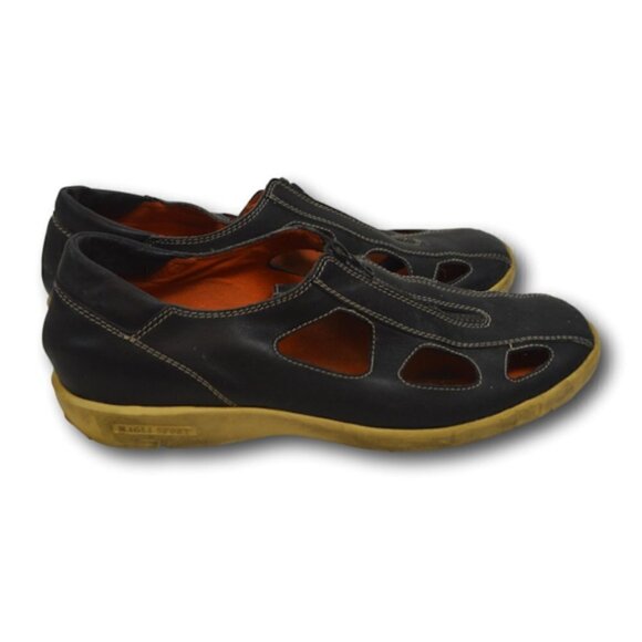 Bruno Magli Sport Navy Blue Leather Fisherman Shoes Size: 44.5 / 12 - Picture 3 of 4